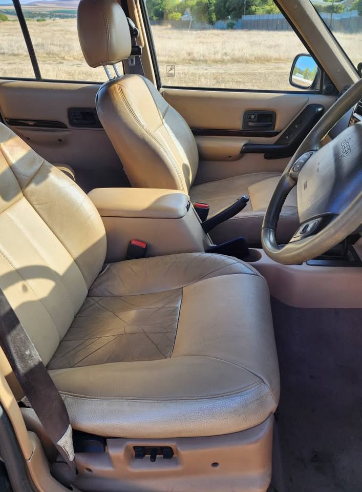 
								1999 Jeep Cherokee XJ 4.0 full									