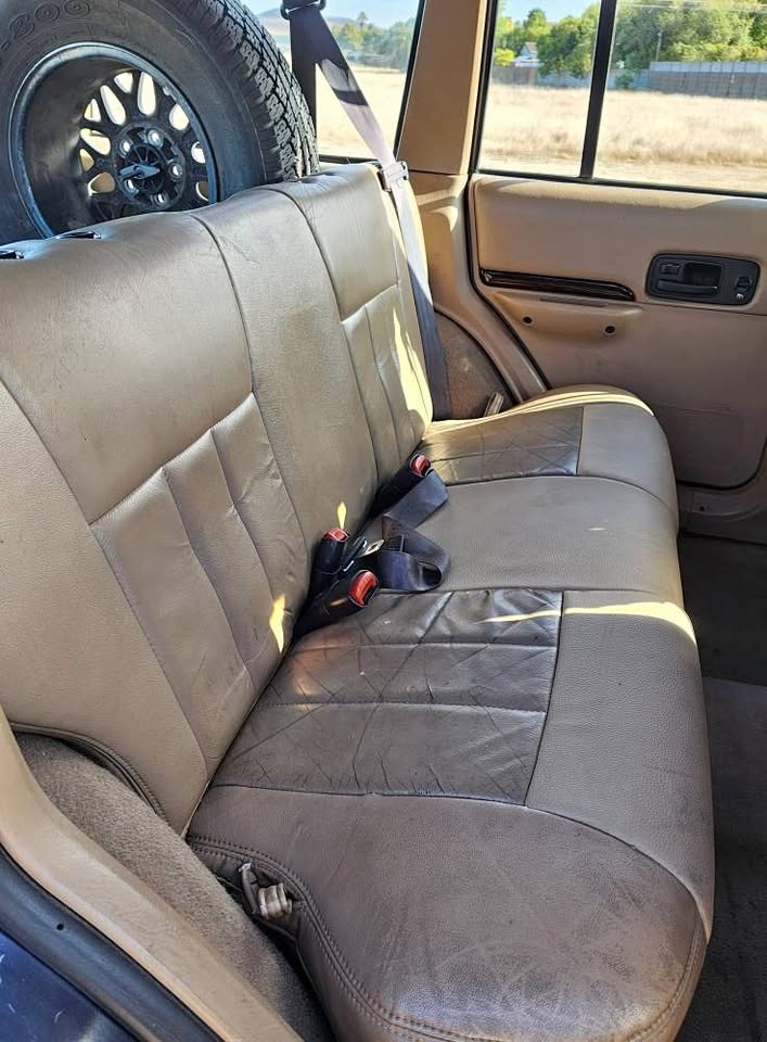 
								1999 Jeep Cherokee XJ 4.0 full									
