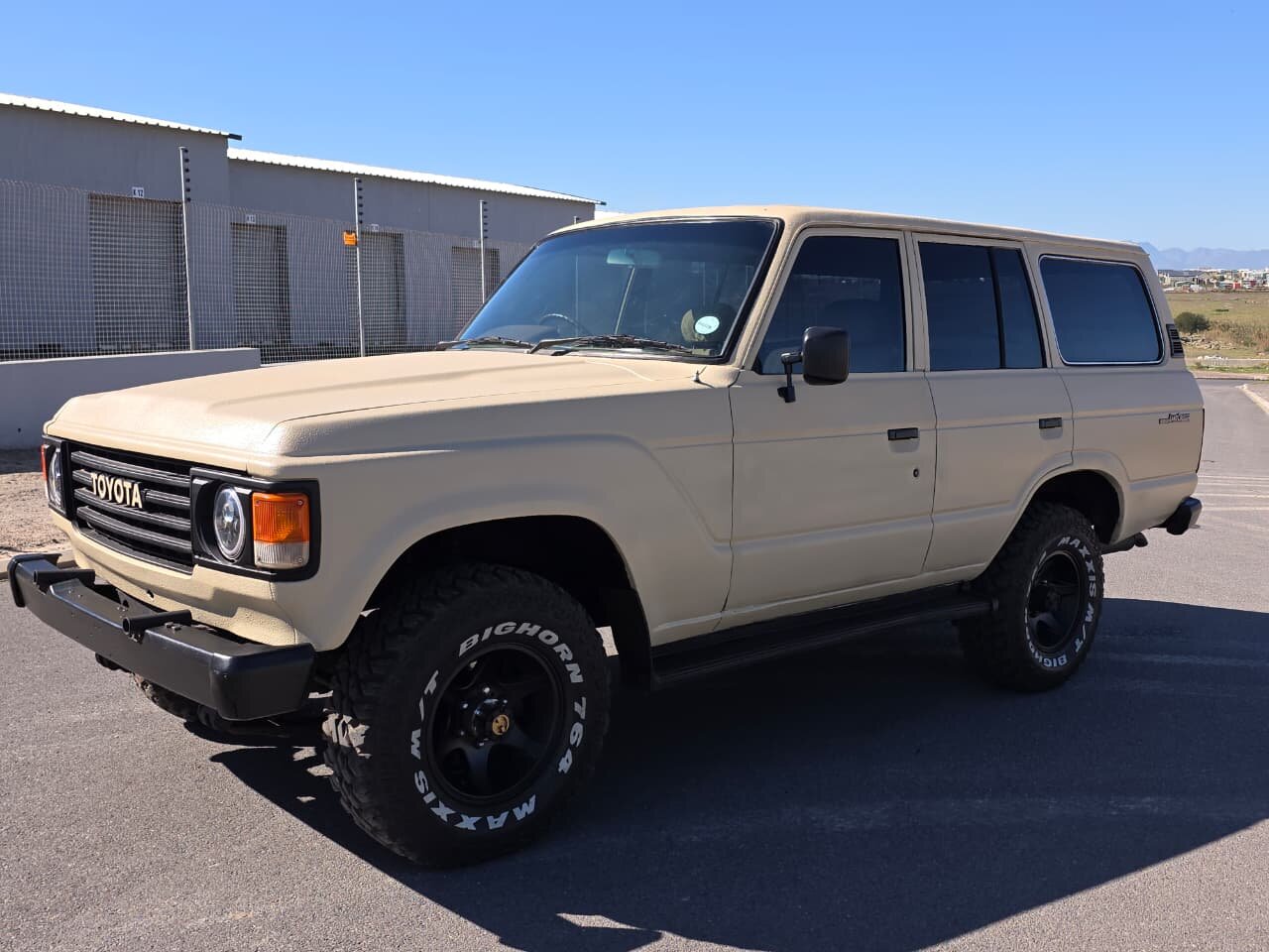 
								1982 Land Cruiser FJ60 full									