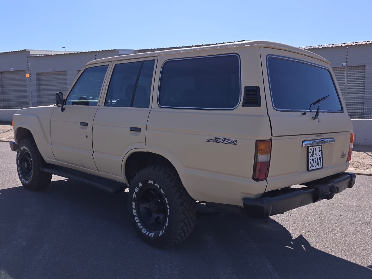 
								1982 Land Cruiser FJ60 full									